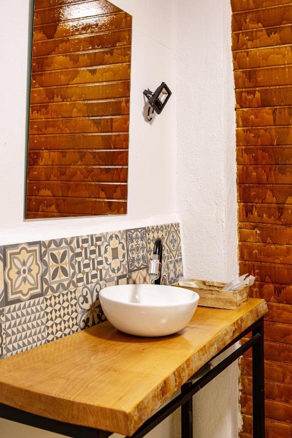 Fortress Jacuzzi Suites Xàtiva Exterior foto