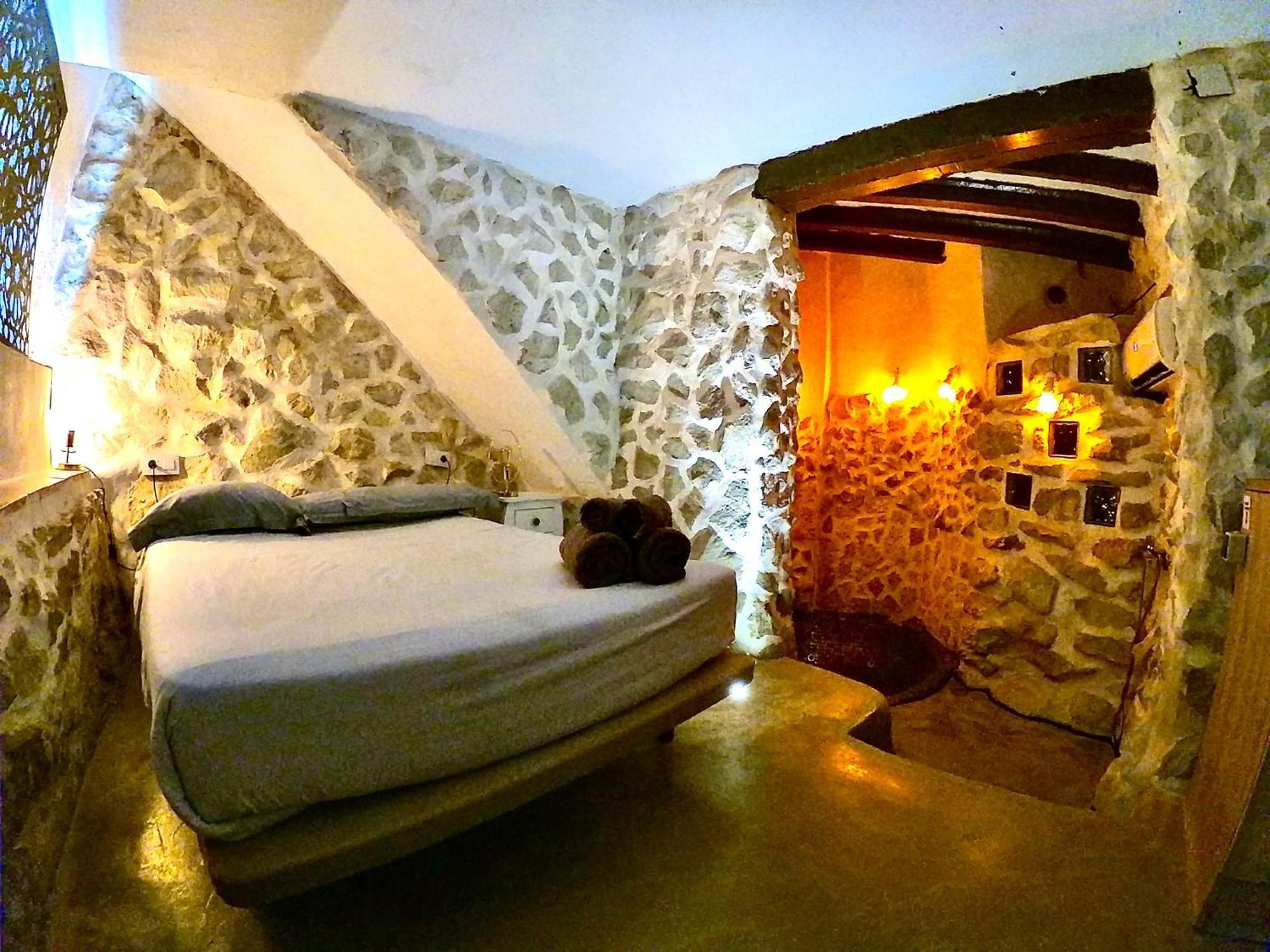 Fortress Jacuzzi Suites Xàtiva Exterior foto